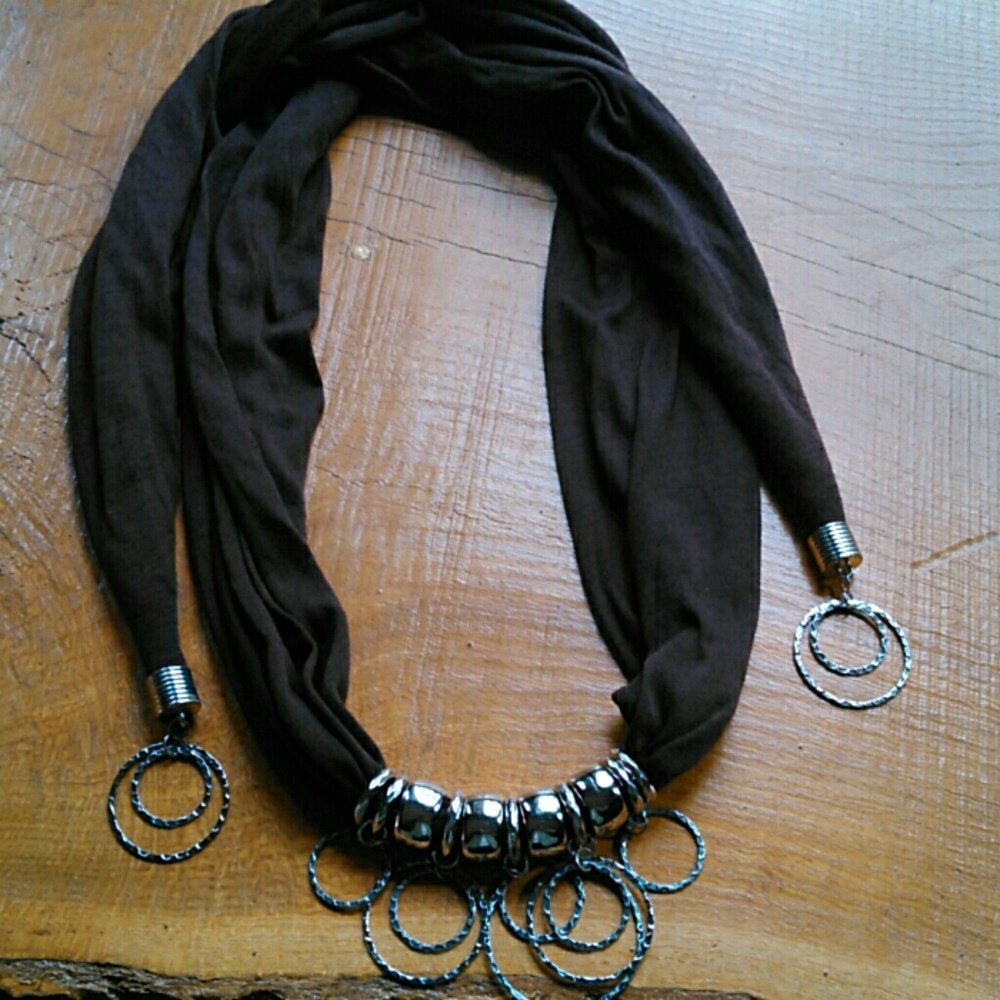 Brown scarf w/ silver accents